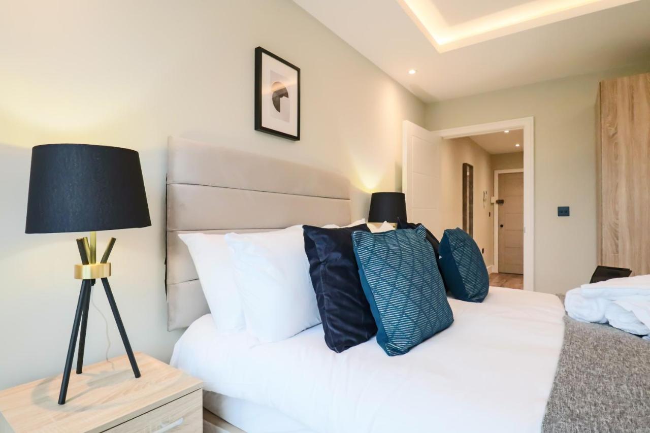 Portfolio Apartments - Welwyn Town Centre Welwyn Garden City Exteriör bild