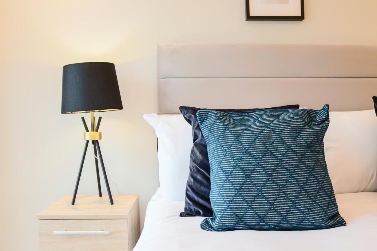 Portfolio Apartments - Welwyn Town Centre Welwyn Garden City Exteriör bild