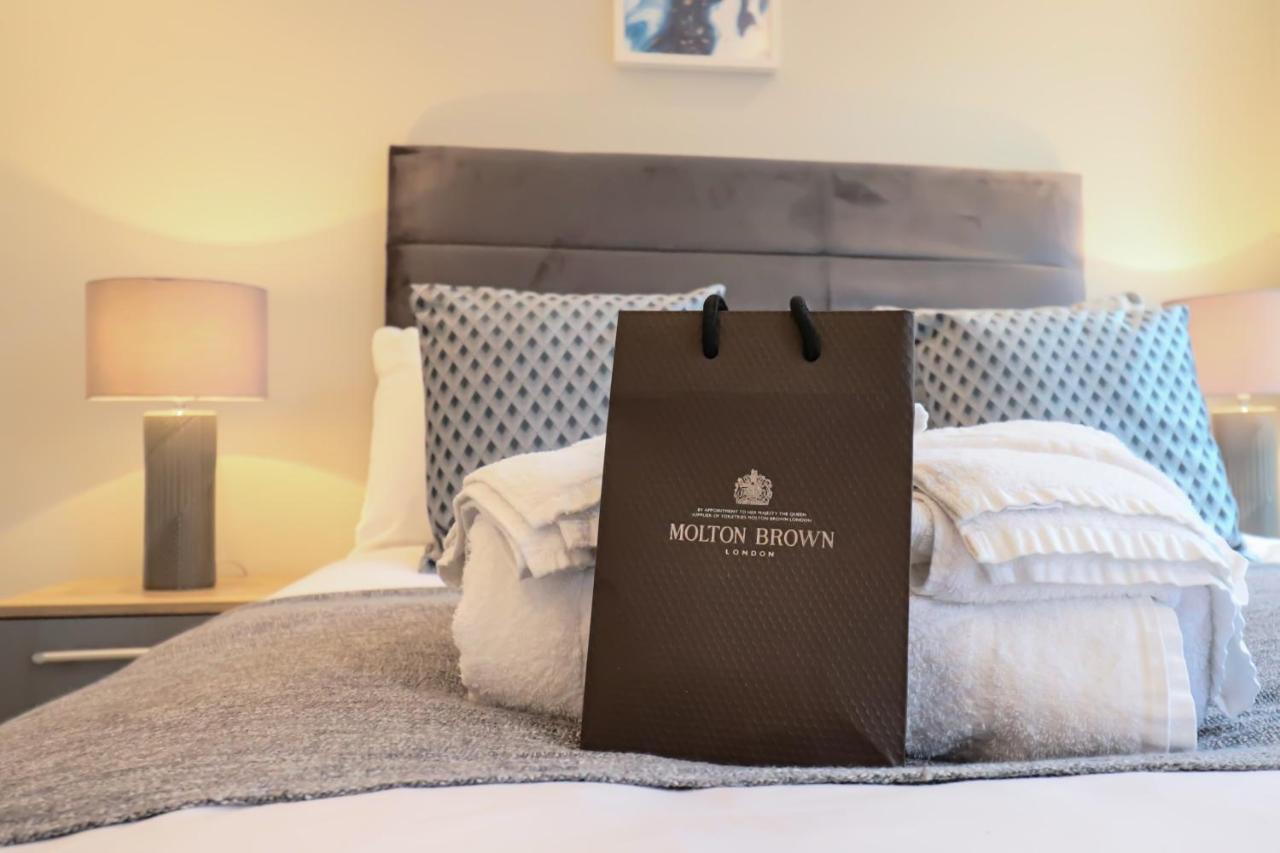 Portfolio Apartments - Welwyn Town Centre Welwyn Garden City Exteriör bild